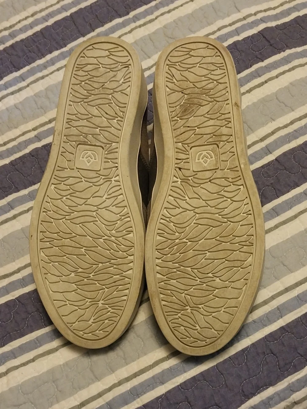Spenco Men's Slip-On Suede Casual Shoes - Gray